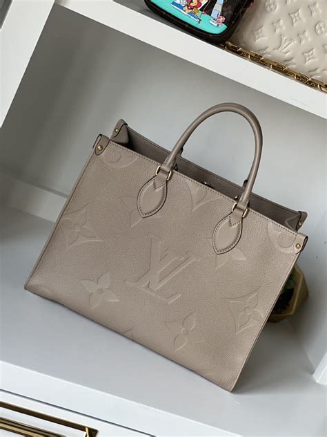 louis vuitton onthego mm turtledove.